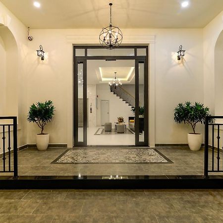 Cozrum Homes The Gallery Residence 호치민 외부 사진