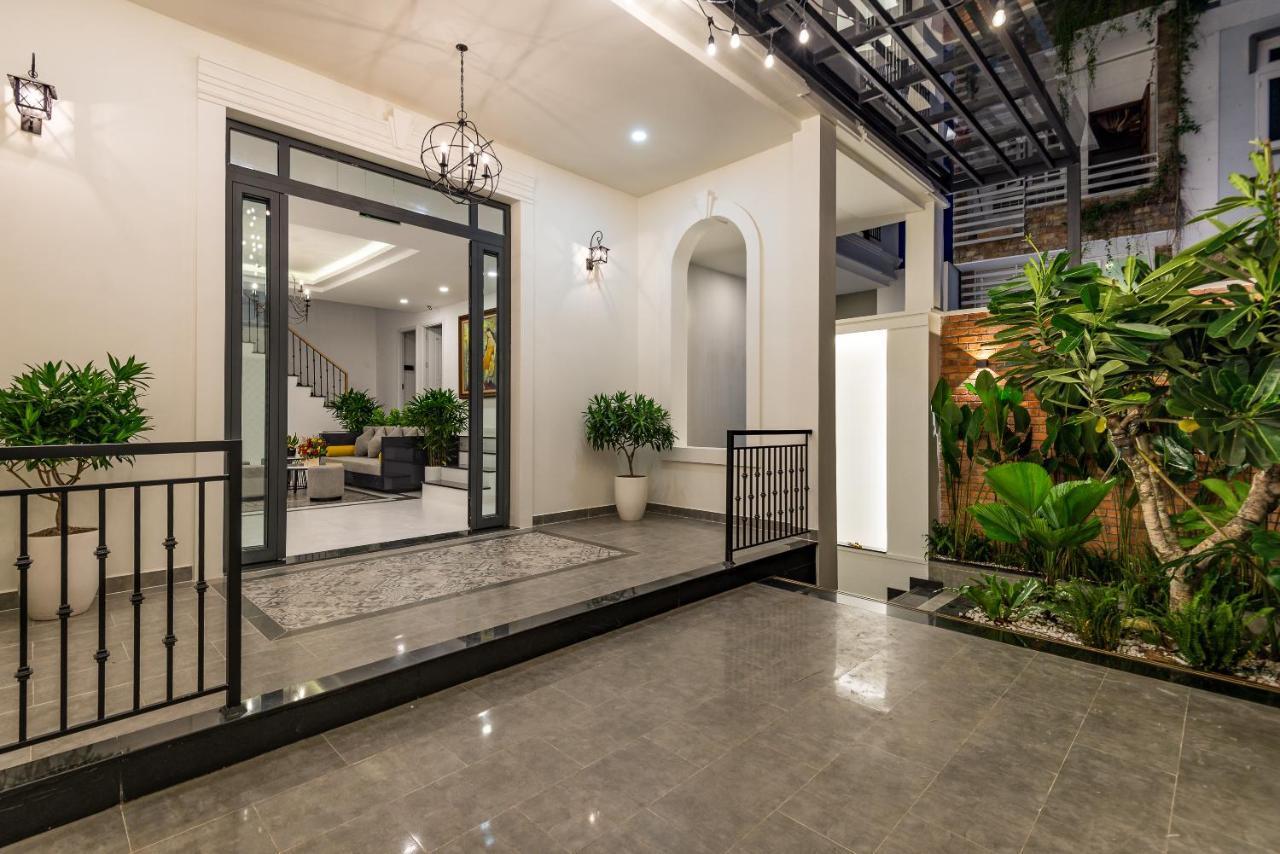 Cozrum Homes The Gallery Residence 호치민 외부 사진