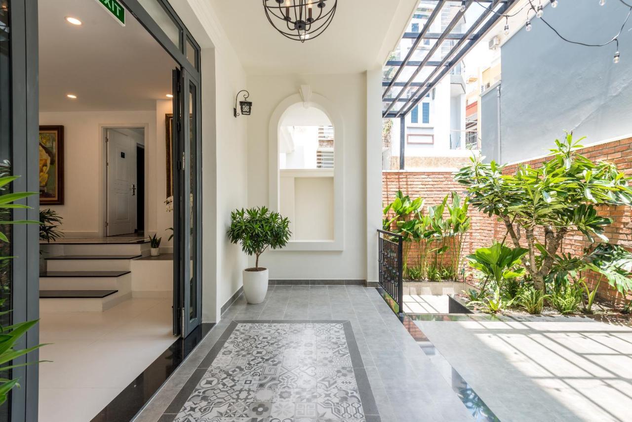 Cozrum Homes The Gallery Residence 호치민 외부 사진